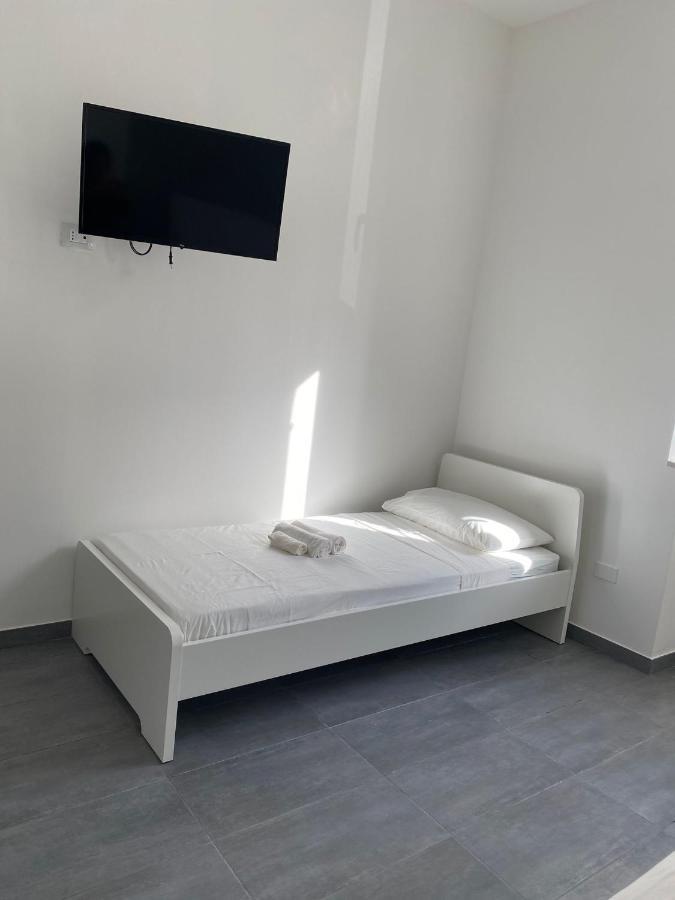 סירקוזה Dionisio Apartments מראה חיצוני תמונה